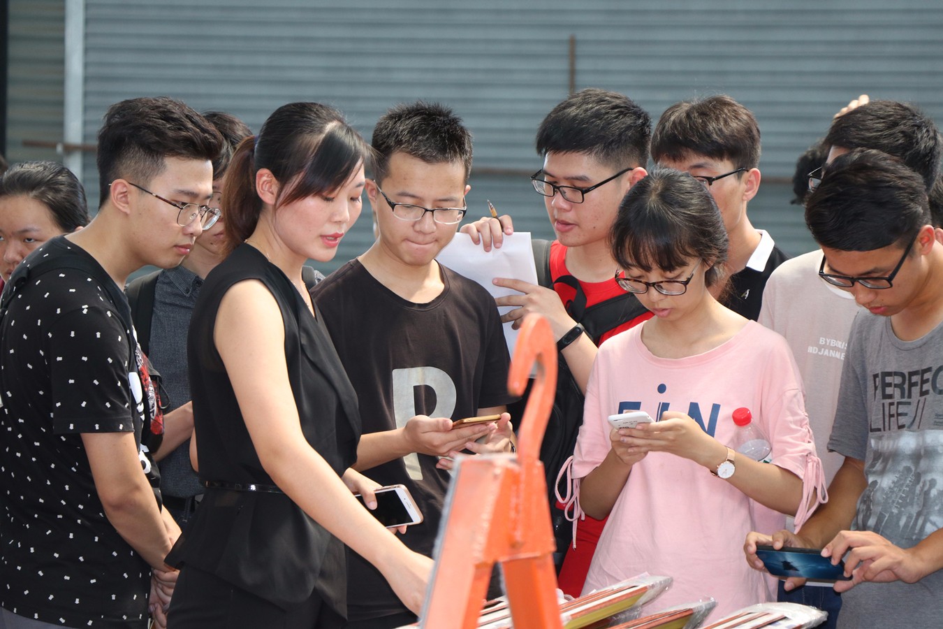 華北水利水電大學師生來我公司參觀交流學習